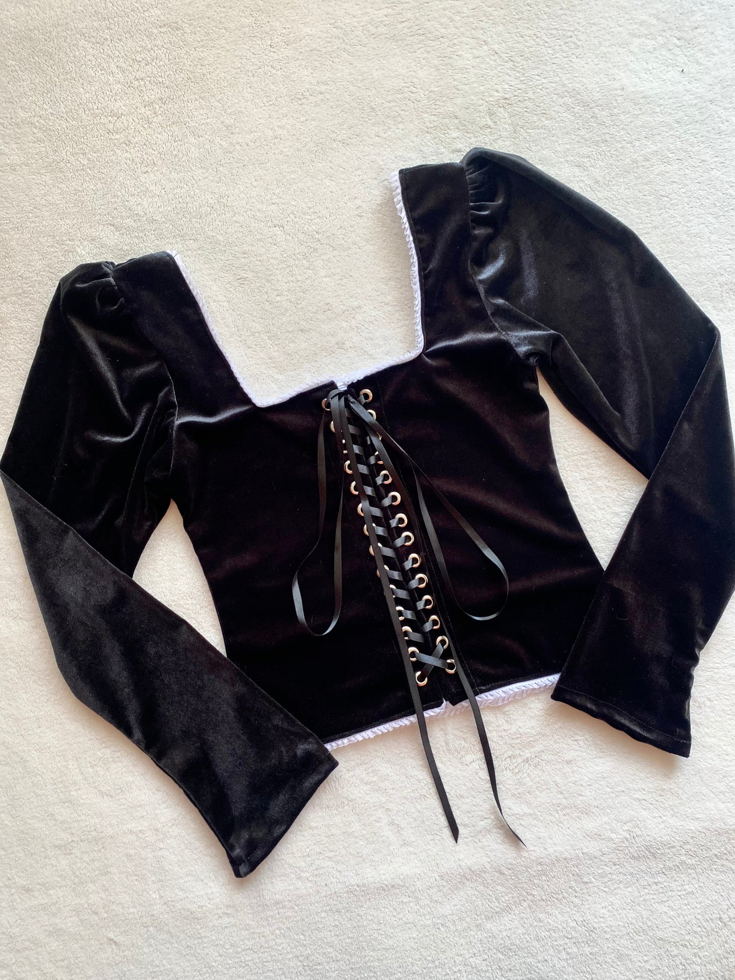 Polera Manga Larga Negra