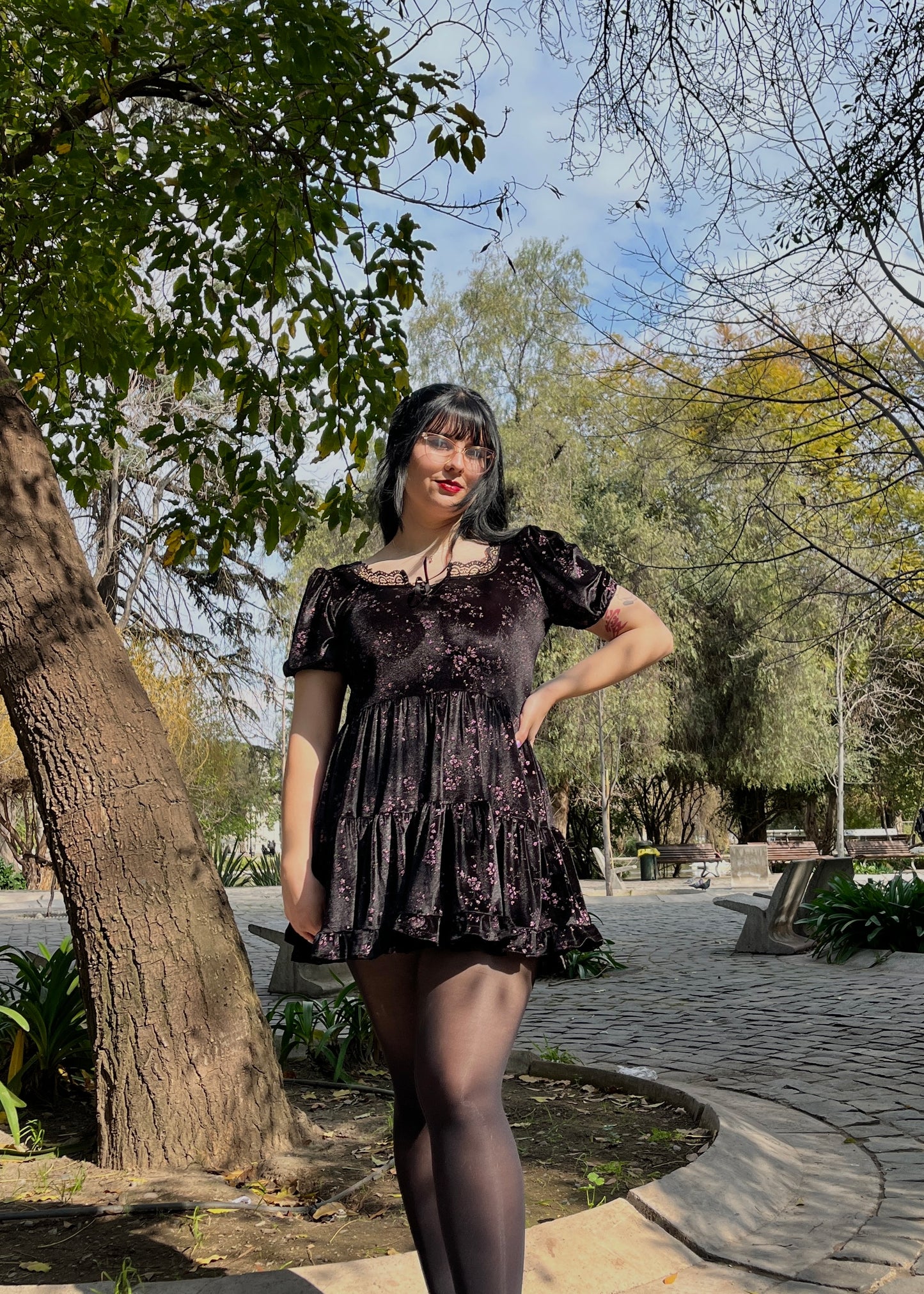 Vestido Victoria Negro Flores Brillos (pre order)