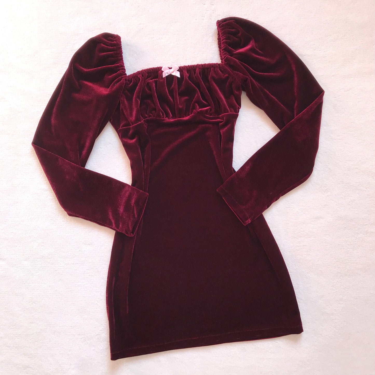 Vestido Merlina Burdeo Manga Larga (pre order)