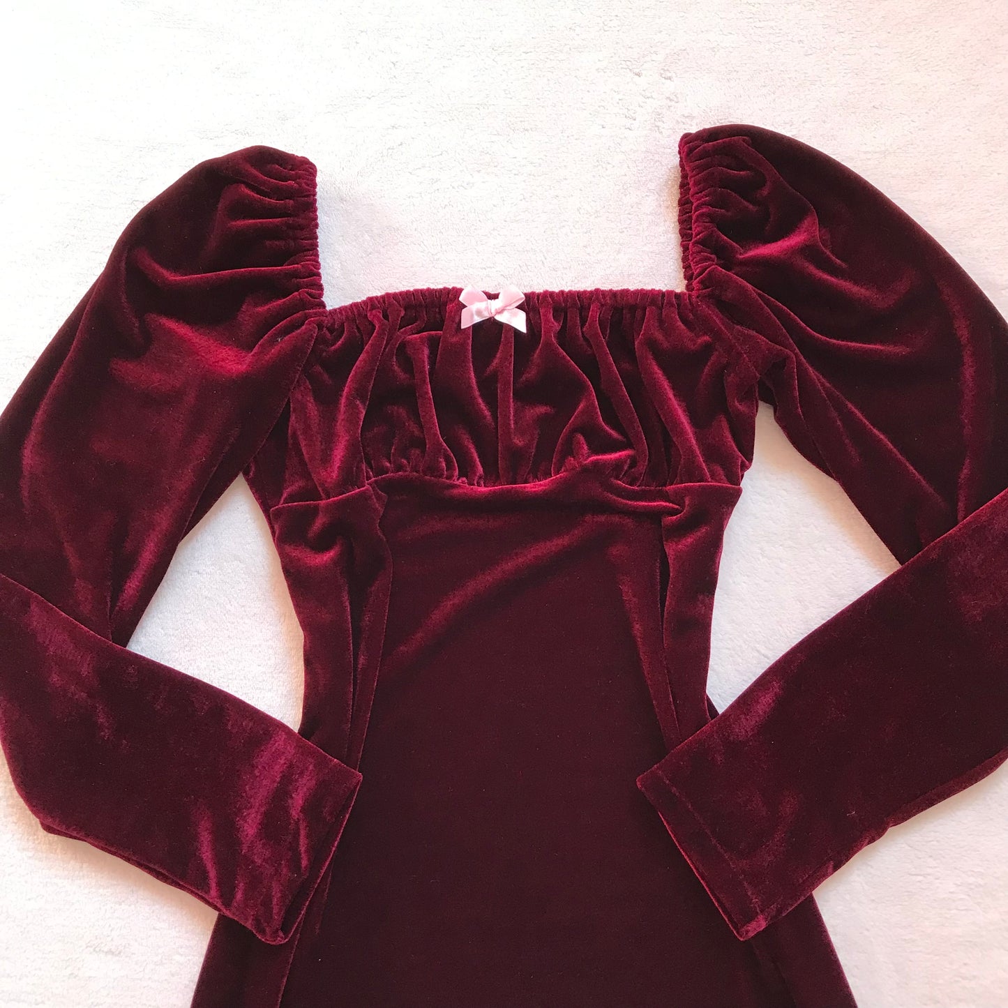 Vestido Merlina Burdeo Manga Larga (pre order)